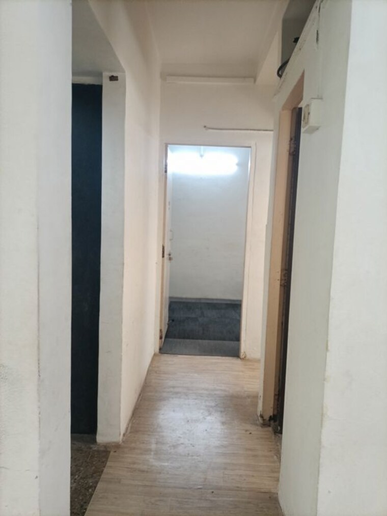 undefined, karve nagar Commercial Office Space 500 Sq.Ft. In Karve Nagar Pune 10730351