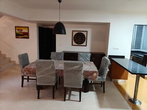 Team Area in 4 BHK Apartment at Embassy Habitat, Palace Road – for Rent