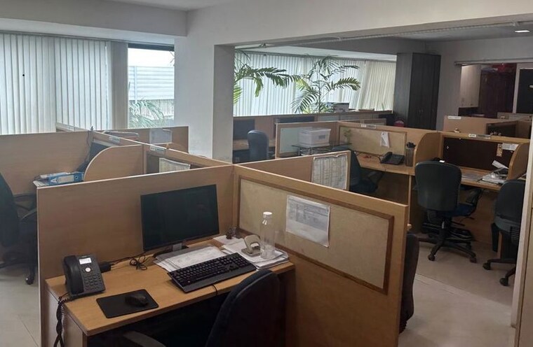 Team Area, andheri east Commercial Office Space 1800 Sq.Ft. In Andheri East Mumbai 10730385