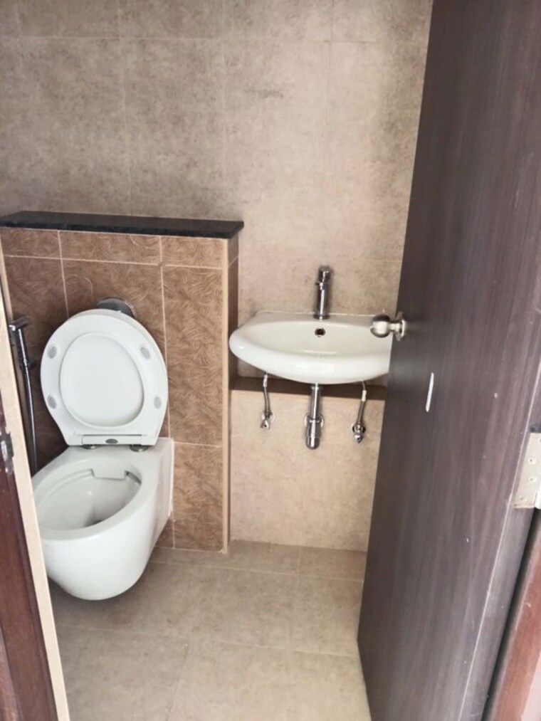 Bathroom, purva-silversands Studio 300 Sq.Ft. Apartment In Mundhwa Pune 10730405