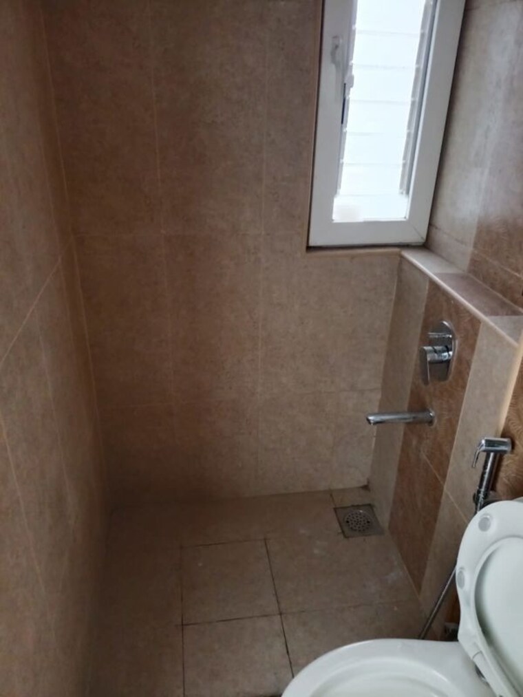 Bathroom, purva-silversands Studio 300 Sq.Ft. Apartment In Mundhwa Pune 10730405