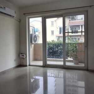 3.5 BHK Apartment For Rent in Emaar MGF Emerald Hills, Sector 65