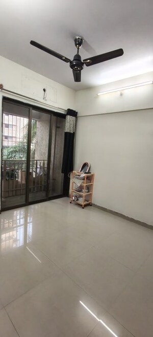 Living Room in 2.5 BHK Apartment at Qualitas Extencia, Ulwe Sector 17 – for Rent