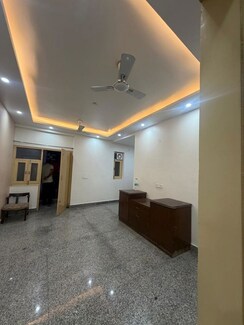 2 BHK +Builder Floor For Rent in Chattarpur