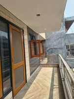 3 BHK +  1800 Sq.Ft. Builder Floor in Sector 57