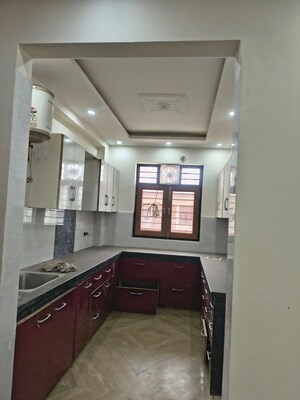 Kitchen in 3 BHK Builder Floor at Sector 57 – for Rent