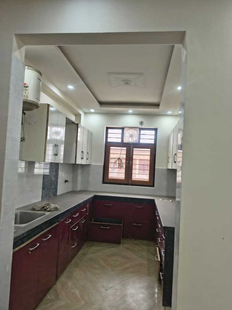 Kitchen, sector 57 3 Bedroom 1800 Sq.Ft. Builder Floor In Sector 57 Gurgaon 10730471