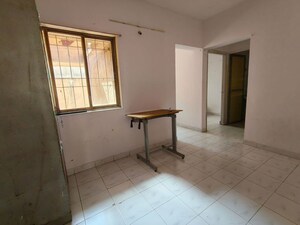 Room in 1 BHK Apartment at Kanakia Sra CHS, Andheri East – for Rent