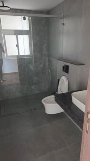 Attached Bathroom in 3 BHK Apartment at Shalimar Belvedere Court, Gomti Nagar – for Sale