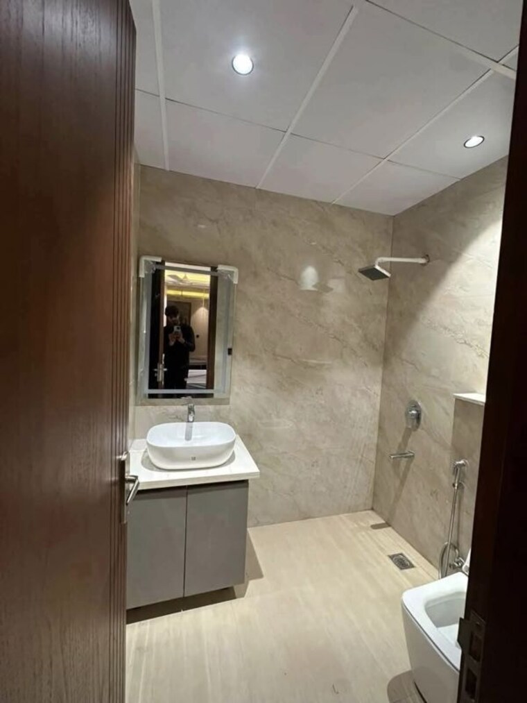 Bathroom, m3m-capital 3 Bedroom 1665 Sq.Ft. Apartment In Sector 113 Gurgaon 10730486