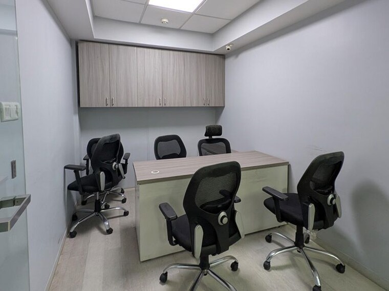 Team Area, marathon-futurex Commercial Office Space 1222 Sq.Ft. In Lower Parel Mumbai 10730514