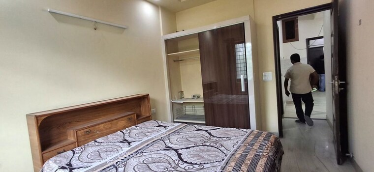 Bedroom, sushant lok i 2 Bedroom 1500 Sq.Ft. Builder Floor In Sushant Lok I Gurgaon 10730512