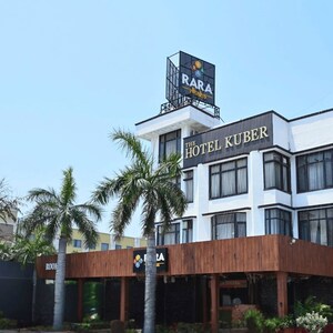  Shop – Exterior View View at Murthal - for Rent