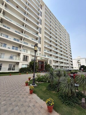 Studio Apartment – Exterior View View at Central Park Flower Valley Aqua Front Towers, Sohna Sector 33 - for Rent
