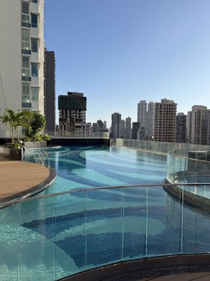 Swimming Pool in 2 BHK Apartment at Marathon Monte South, Byculla West – for Sale