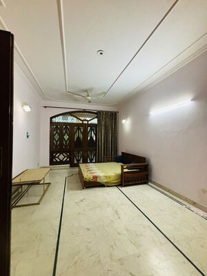 1.5 BHK Independent House For Rent in Dlf Phase ii