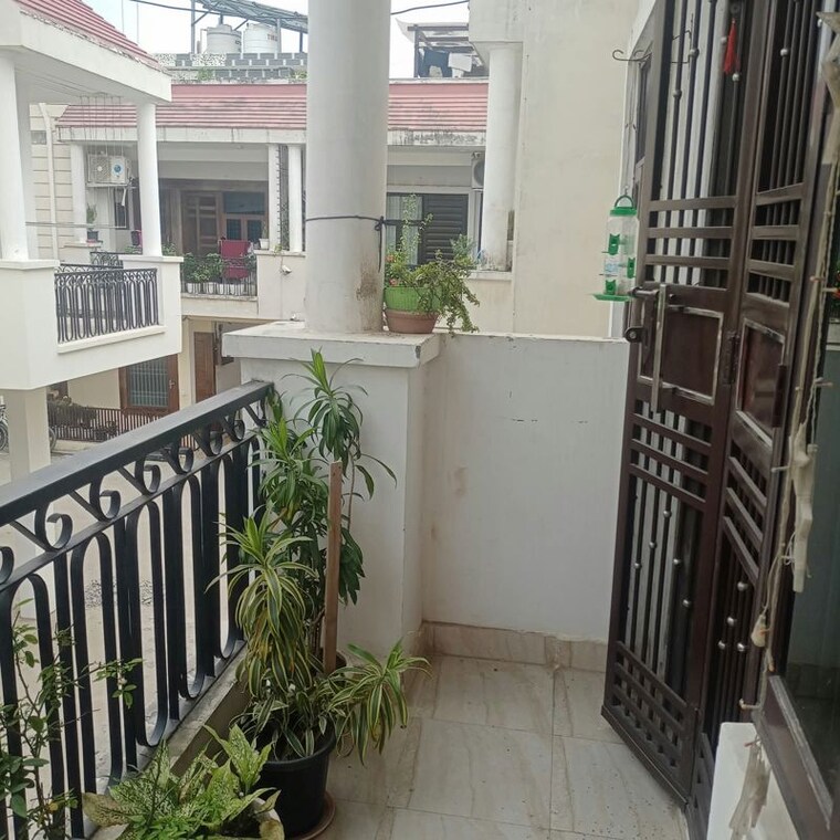Balcony, sindhuja-greens 3 Bedroom 1700 Sq.Ft. Villa In Sector 10 Greater Noida Greater Noida 10730575