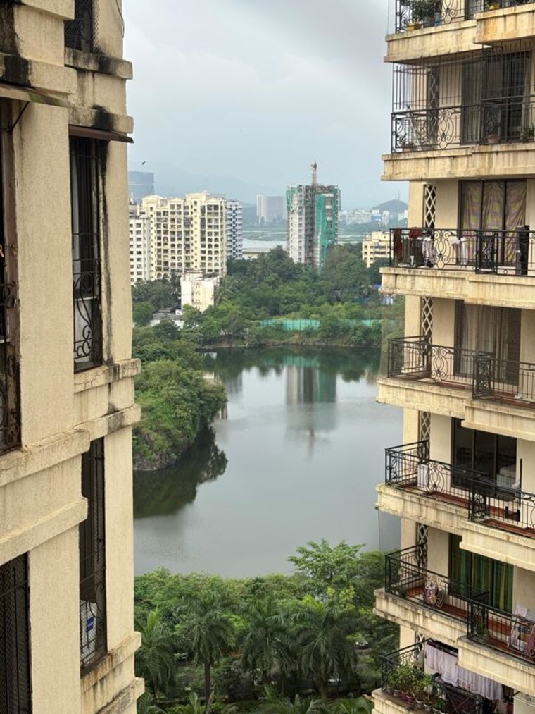 Exterior View, lake-primrose 3 Bedroom 1395 Sq.Ft. Apartment In Powai Mumbai 10730626
