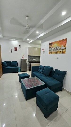 1 BHK Builder Floor For Rent in Saket