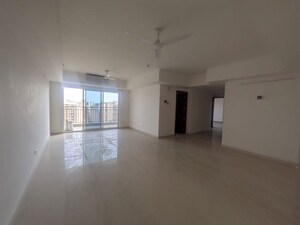 Room in 3 BHK Apartment at Godrej Air Sector 85, Sector 85 – for Rent