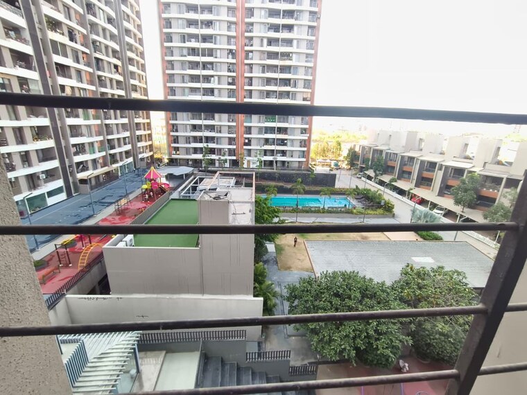 Exterior View, mantra-montana-phase-1 3 Bedroom 1118 Sq.Ft. Apartment In Dhanori Pune 10730610