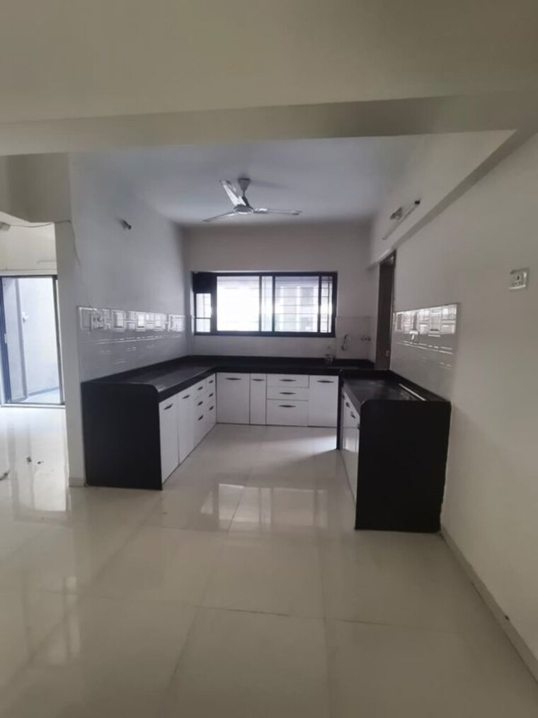 Kitchen, mantra-montana-phase-1 3 Bedroom 1118 Sq.Ft. Apartment In Dhanori Pune 10730610