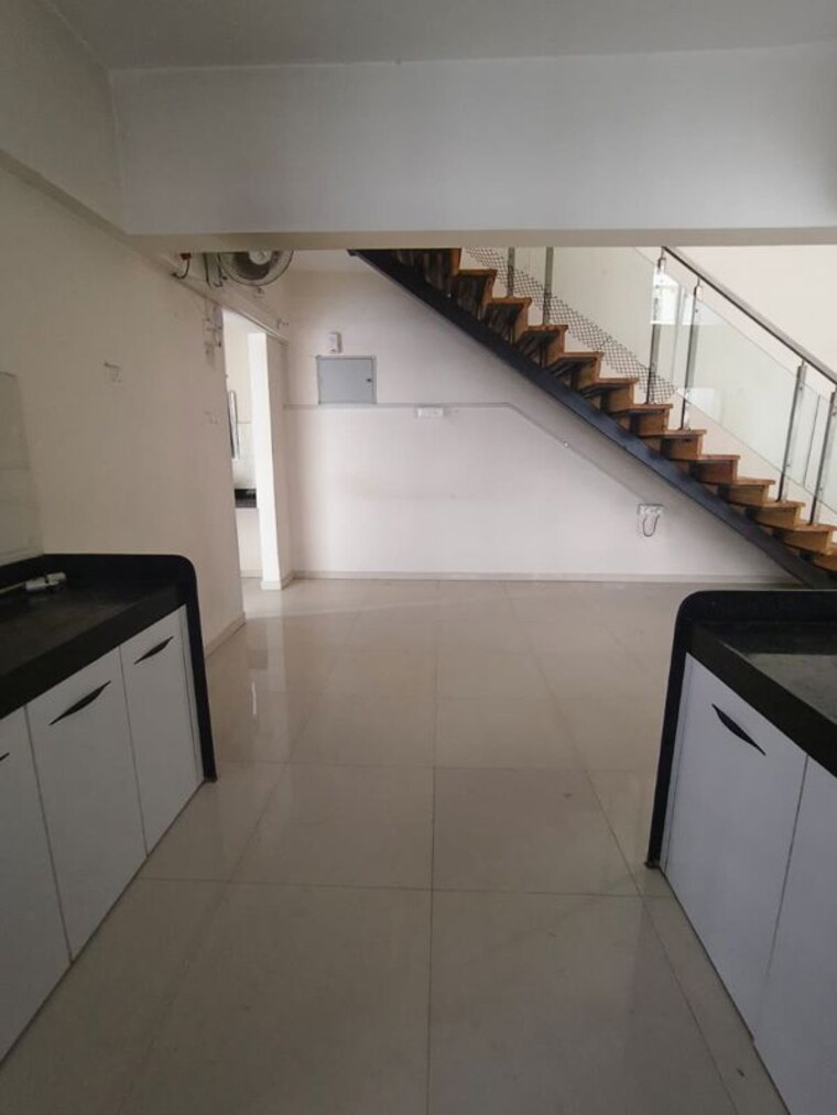 Kitchen, mantra-montana-phase-1 3 Bedroom 1118 Sq.Ft. Apartment In Dhanori Pune 10730610