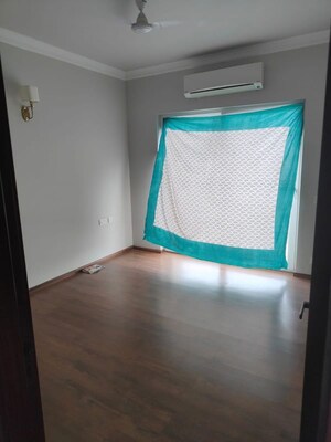 Room in Studio Apartment at Central Park 3 The Room, Sohna Sector 33 – for Rent