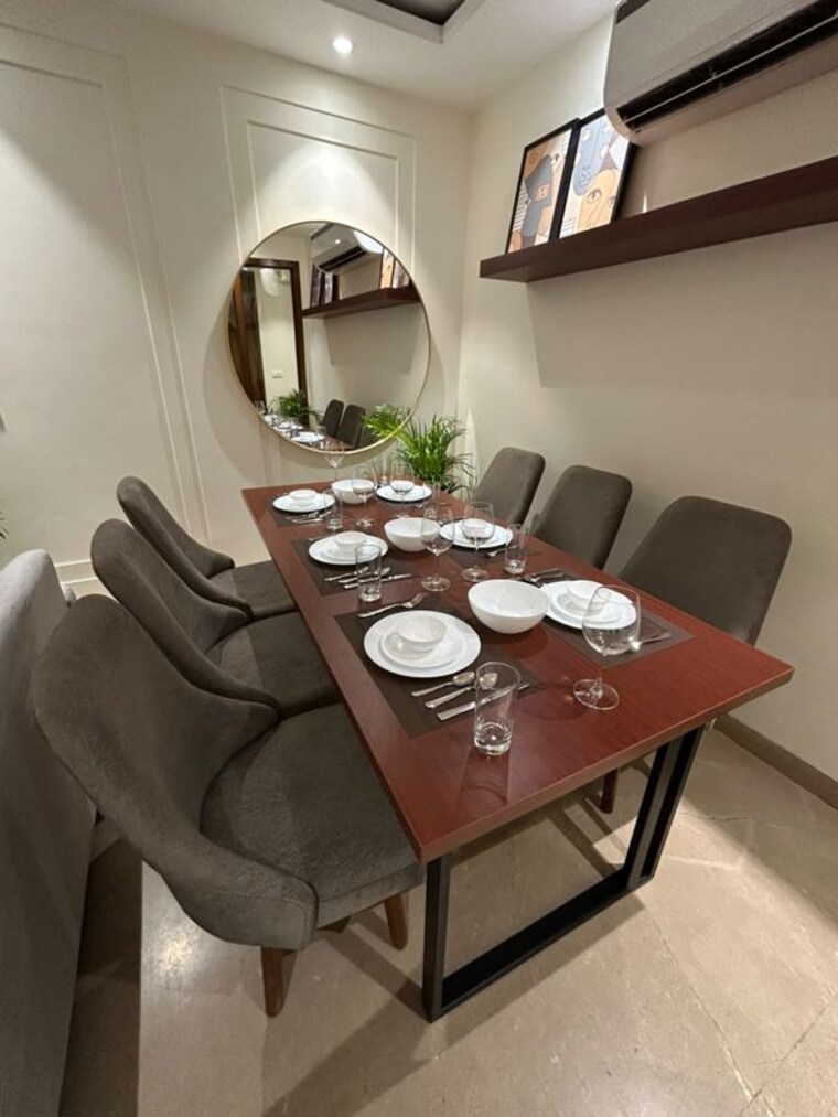 Team Area, safdarjung enclave 3 Bedroom 2200 Sq.Ft. Builder Floor In Safdarjung Enclave Delhi 10730661