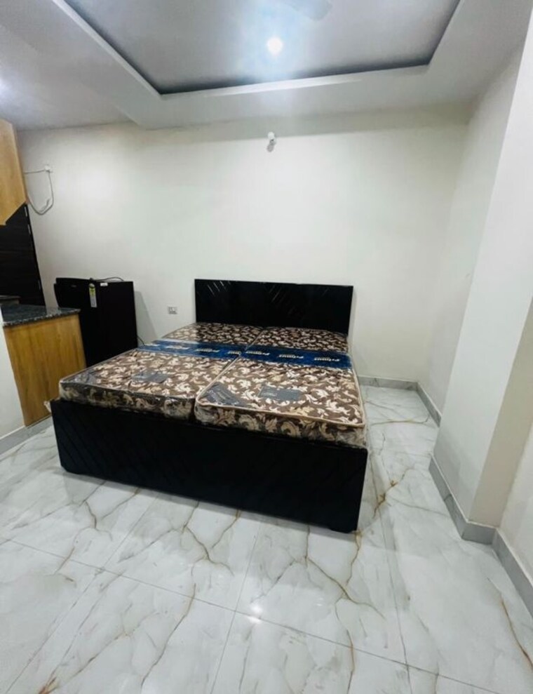 Bedroom, sushant lok i 1 RK 60 Sq.Yd. Builder Floor In Sushant Lok I Gurgaon 10730651