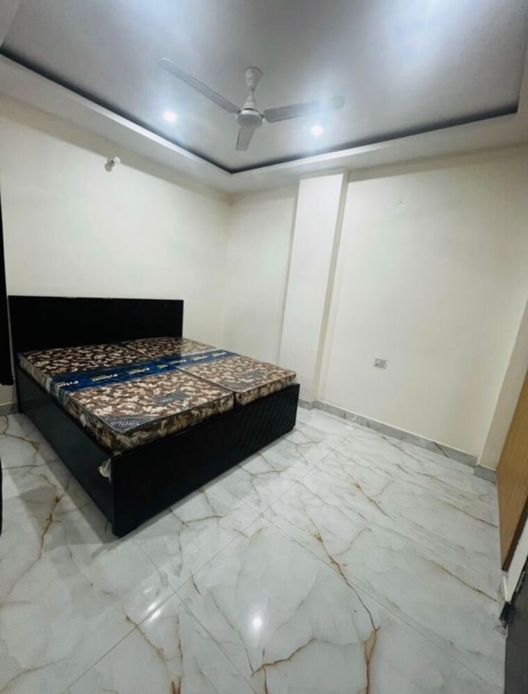 Bedroom, sushant lok i 1 RK 60 Sq.Yd. Builder Floor In Sushant Lok I Gurgaon 10730651