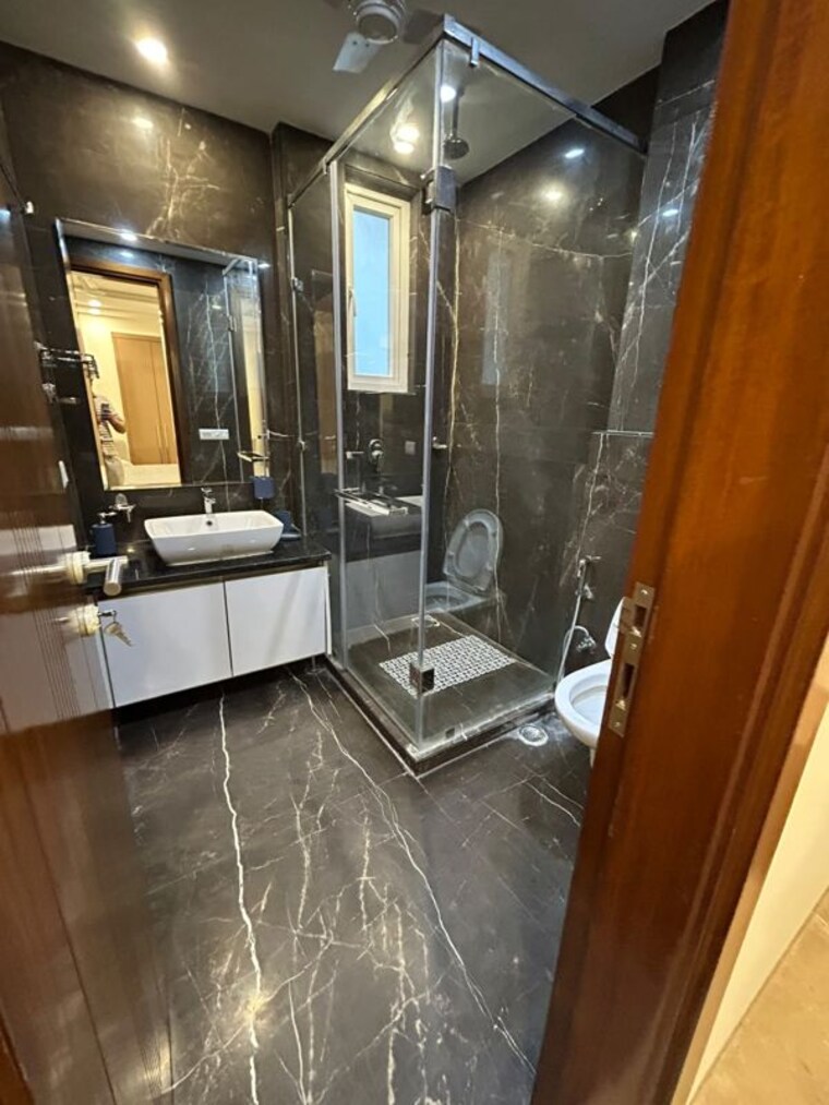 Gym, safdarjung enclave 3 Bedroom 2200 Sq.Ft. Builder Floor In Safdarjung Enclave Delhi 10730681