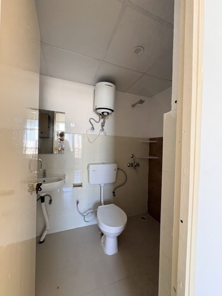 Bathroom, landmark-the-homes-81 2 Bedroom 665 Sq.Ft. Apartment In Sector 81 Gurgaon 10730694