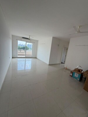 Room in 2 BHK Apartment at Silverglades The Melia, Sohna Sector 35 – for Sale