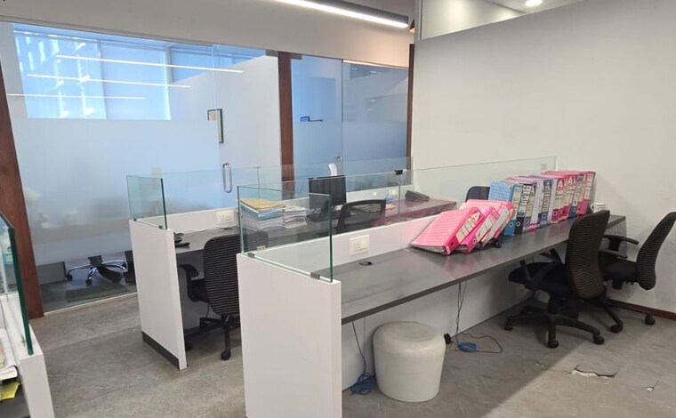 Team Area, sun-mill-compound Commercial Office Space 2637 Sq.Ft. In Lower Parel Mumbai 10730699