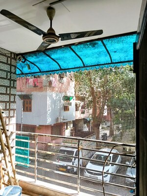 Swimming Pool in 1 BHK Apartment at Sector 16b Dwarka – for Rent