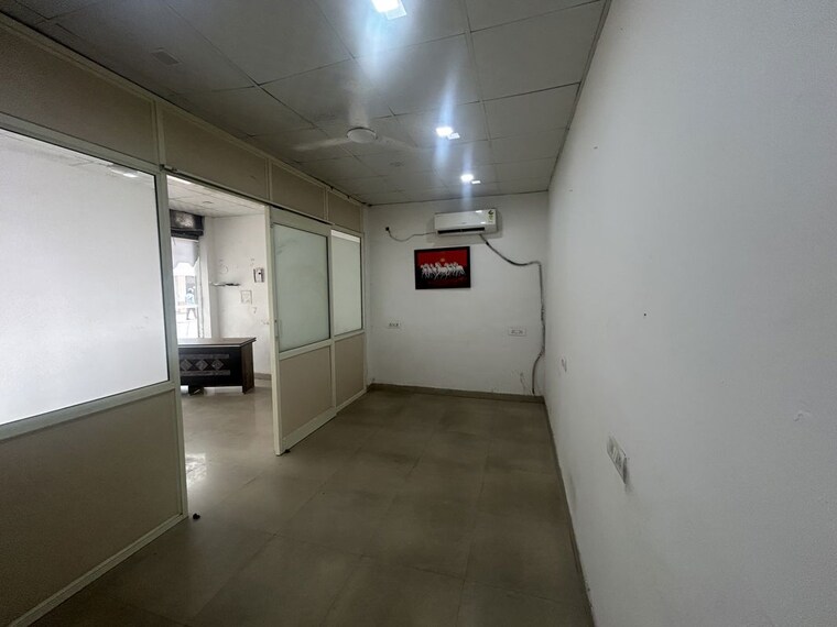 Team Area, kundli Commercial Shop 500 Sq.Ft. In Kundli Sonipat 10610283