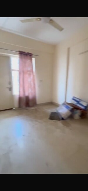 Room in 3 BHK Apartment at Adore Happy Homes Grand, Sector 85 – for Sale