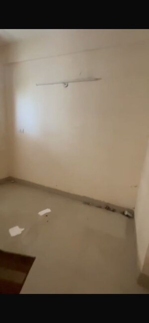 Room in 3 BHK Apartment at Adore Happy Homes Grand, Sector 85 – for Sale