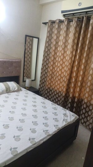Bedroom in 3 BHK Builder Floor at Safdarjung Enclave – for Rent
