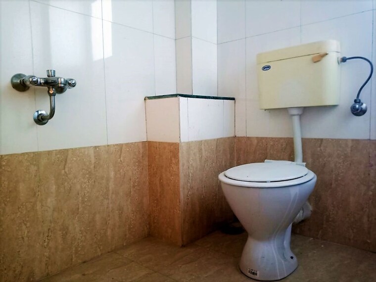 Bathroom, hiranandani estate Pg For Boys In Hiranandani Estate 10730742