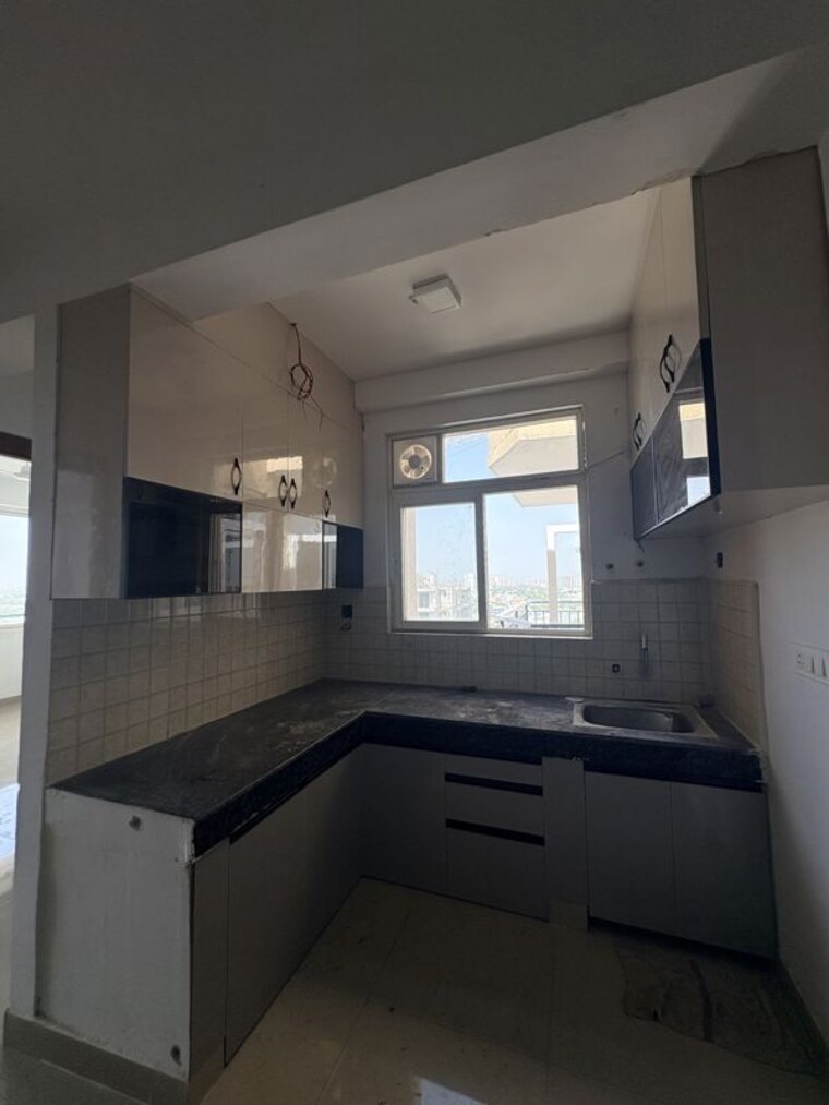 Kitchen, landmark-the-homes-81 2.5 Bedroom 645 Sq.Ft. Apartment In Sector 81 Gurgaon 10730760