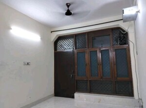 1 BHK Builder Floor For Rent in RWA Apartments Sector 20, Sector 20