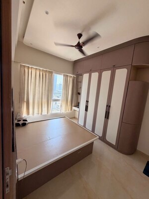Room in 2 BHK Apartment at Adarsh Nagar Society, Worli – for Rent