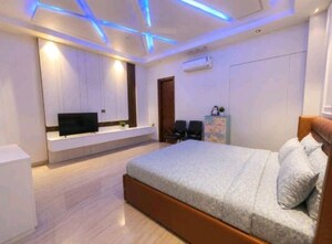 Bedroom in 4 BHK Builder Floor at Sector 105 – for Rent