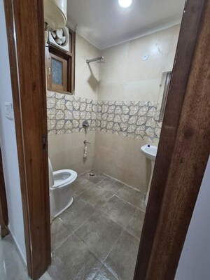 Bathroom in 1 BHK Apartment at Saket – for Rent