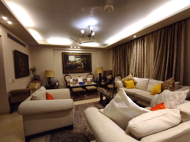 Living Room, silverglades-the-ivy 4 Bedroom 3400 Sq.Ft. Apartment In Sector 28 Gurgaon 10730841