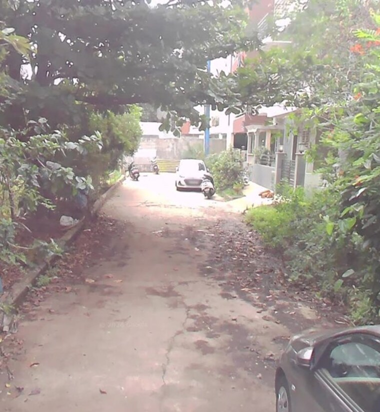  Parking, jp nagar phase 8  2000 Sq.Ft. Plot In Jp Nagar Phase 8 Bangalore 10730853