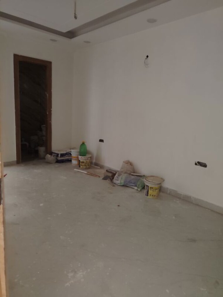 Room, bptp-district-3 3 Bedroom 165 Sq.Yd. Builder Floor In Sector 85 Faridabad 10730837