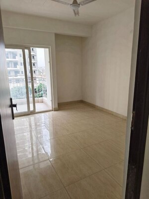 2 BHK Apartment For Sale in Nirala Estate, Tech Zone 4 Greater Noida